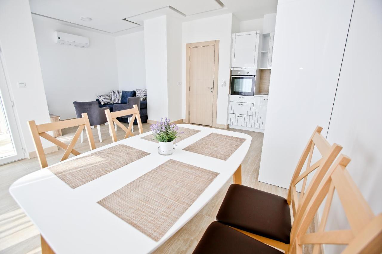 Navigatore Apartment Апартаменти Бар