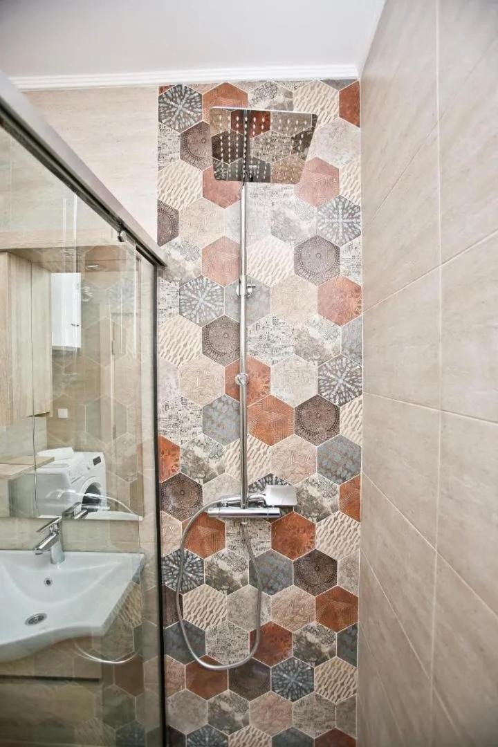 Апартаменти Navigatore Apartment Бар